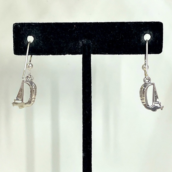 Kabana Brand Native 925 Sterling Silver Stamped Vintage Sailboat Earrings - Picture 5 of 8
